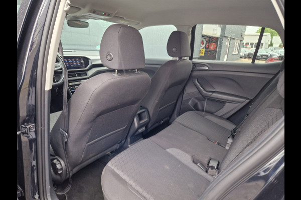 Volkswagen T-Cross 1.0 TSI DSG 110PK /Virtual /ACC /Trekhaak