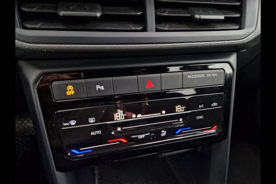 Volkswagen T-Cross 1.0 TSI DSG 110PK /Virtual /ACC /Trekhaak