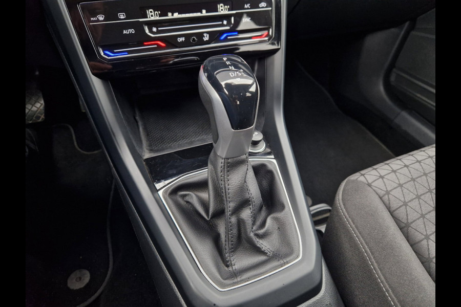 Volkswagen T-Cross 1.0 TSI DSG 110PK /Virtual /ACC /Trekhaak