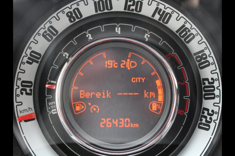 Fiat 500 1.0 Hybrid RED | APPLE CARPLAY / ANDROID AUTO |