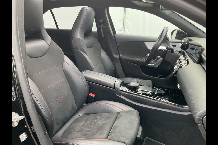 Mercedes-Benz A-Klasse 180 AMG Pano Memory Sfeerverl Carplay Led Stoelverw Business Solution
