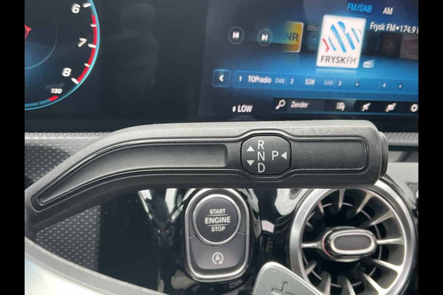 Mercedes-Benz A-Klasse 180 AMG Pano Memory Sfeerverl Carplay Led Stoelverw Business Solution