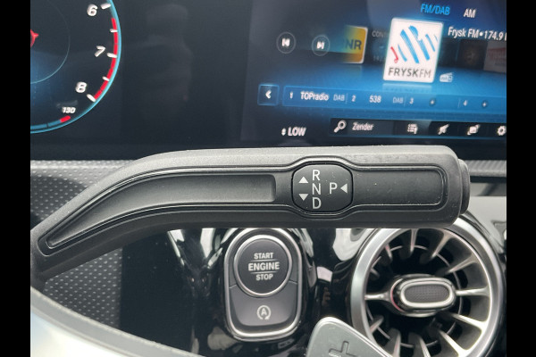 Mercedes-Benz A-Klasse 180 AMG Pano Memory Sfeerverl Carplay Led Stoelverw Business Solution