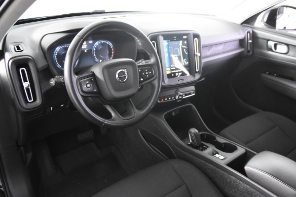 Volvo XC40 1.5 T2 Momentum Core *1ste Eigenaar*Navigatie*Camera*Carplay*
