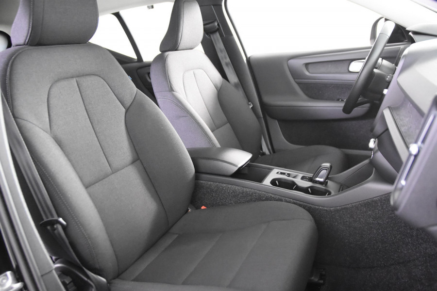 Volvo XC40 1.5 T2 Momentum Core *1ste Eigenaar*Navigatie*Camera*Carplay*