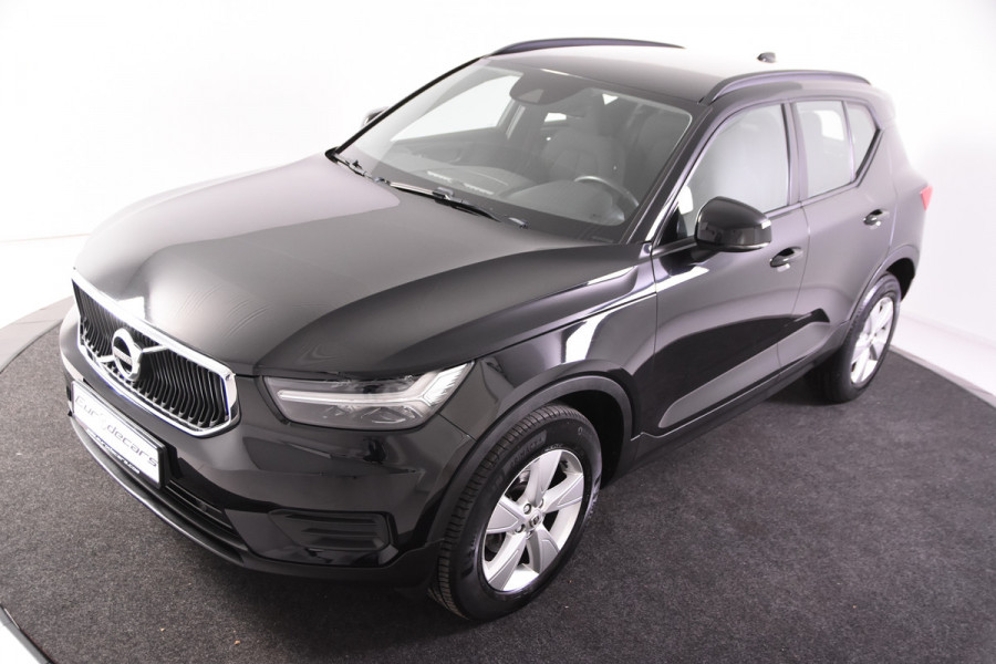 Volvo XC40 1.5 T2 Momentum Core *1ste Eigenaar*Navigatie*Camera*Carplay*