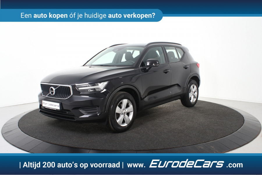 Volvo XC40 1.5 T2 Momentum Core *1ste Eigenaar*Navigatie*Camera*Carplay*