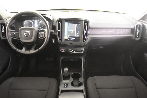 Volvo XC40 1.5 T2 Momentum Core *1ste Eigenaar*Navigatie*Camera*Carplay*