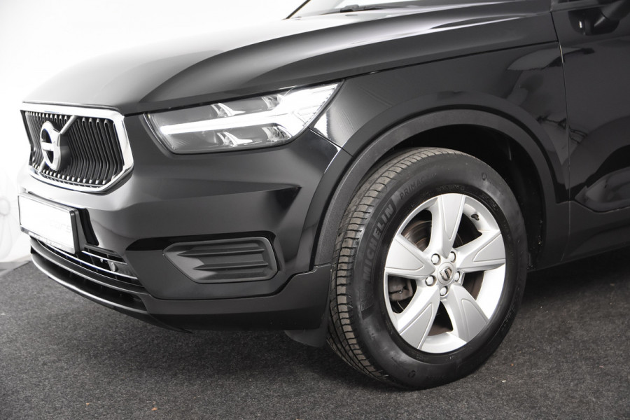 Volvo XC40 1.5 T2 Momentum Core *1ste Eigenaar*Navigatie*Camera*Carplay*