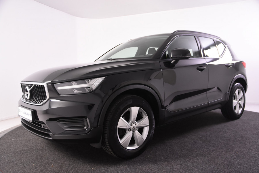 Volvo XC40 1.5 T2 Momentum Core *1ste Eigenaar*Navigatie*Camera*Carplay*