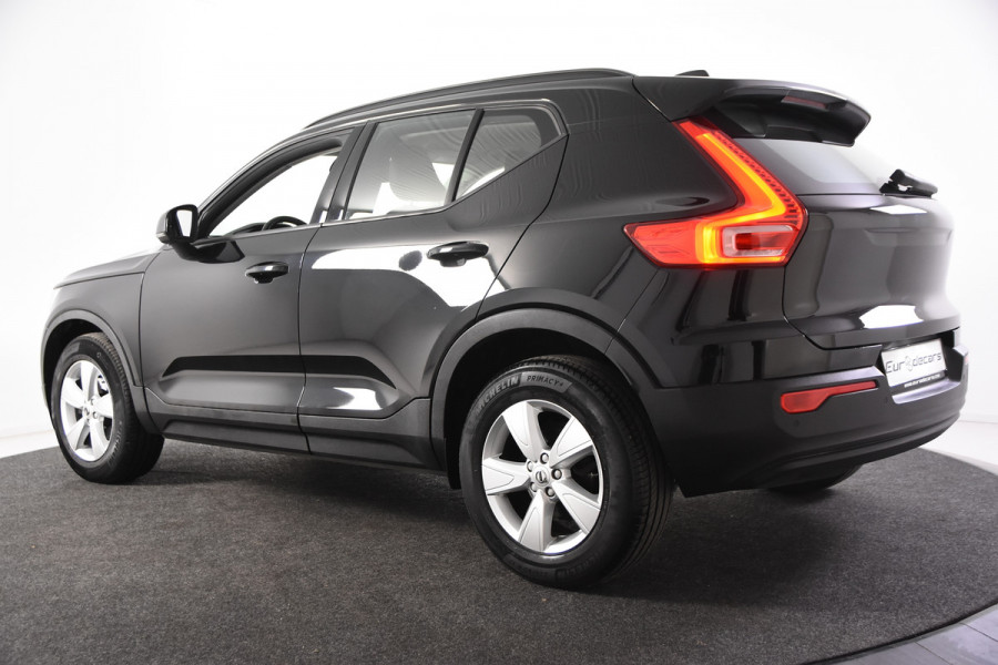 Volvo XC40 1.5 T2 Momentum Core *1ste Eigenaar*Navigatie*Camera*Carplay*