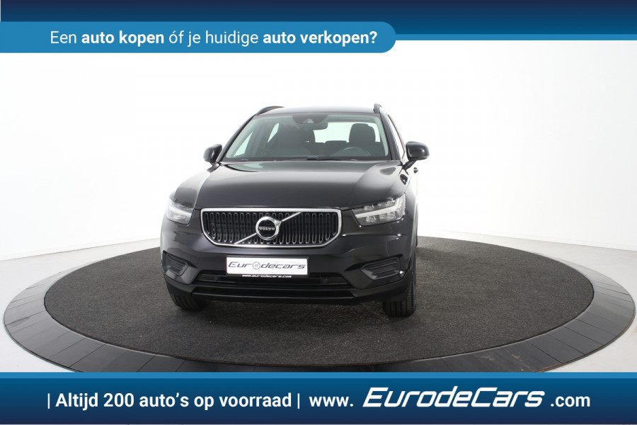 Volvo XC40 1.5 T2 Momentum Core *1ste Eigenaar*Navigatie*Camera*Carplay*