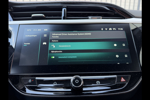 Opel Corsa 100pk GS (Camera - Keyless Entry - LED - Automatische Airco - Navigatie - Apple Carplay - Draadloos laden - Digitaal dashboard)