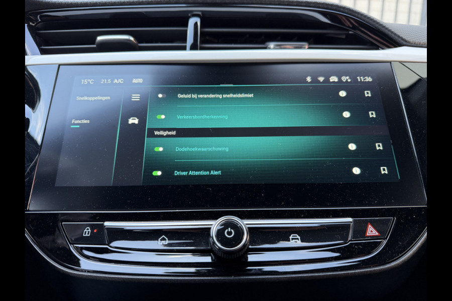 Opel Corsa 100pk GS (Camera - Keyless Entry - LED - Automatische Airco - Navigatie - Apple Carplay - Draadloos laden - Digitaal dashboard)