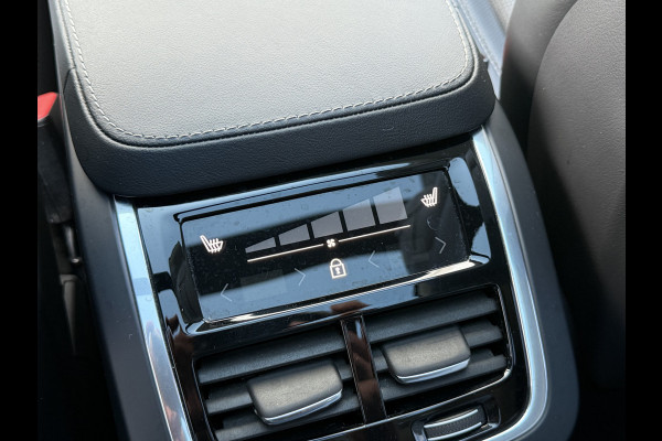 Volvo XC90 2.0 T8 Recharge AWD Ultimate Dark | Pano | Luchtvering | B&W | Pilot Assist | 22 inch