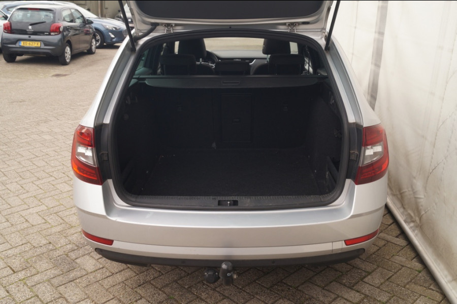 Škoda Octavia Combi 1.0 TSI 115pk Ambition Business -PANO-DIGI-ECC-PDC-