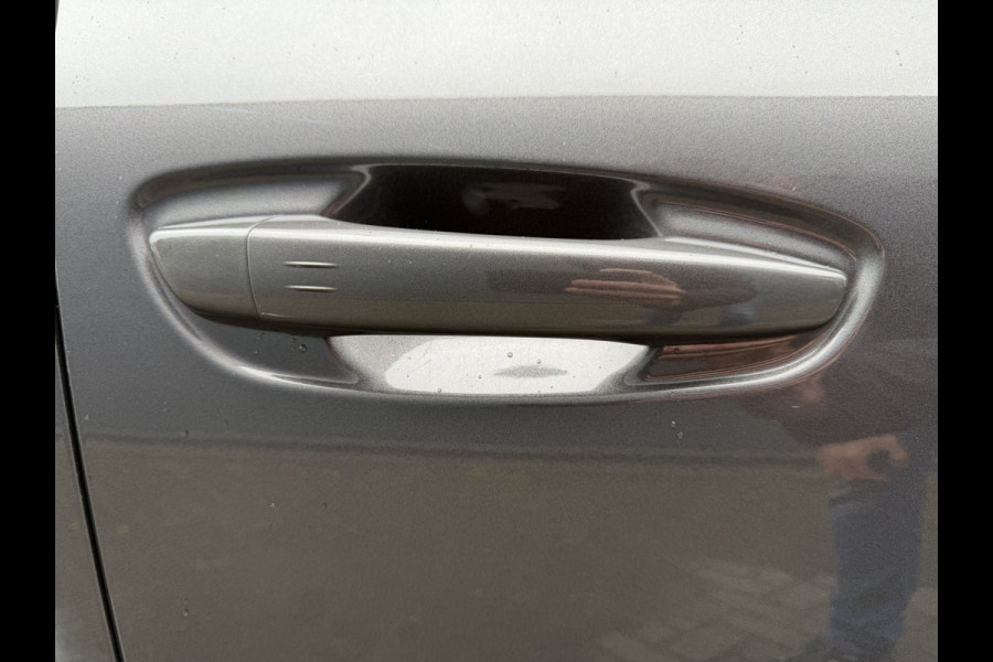 Citroën C4 Picasso 165pk Shine (Trekhaak - Elektrische Klep - Camera - Keyless Entry - Parkeersensoren V+A - Massage - Dodehoekdetectie - Automatis
