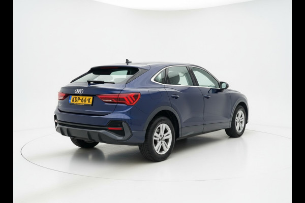 Audi Q3 Sportback 45 TFSI e 245PK BUSINESS EDITION CARPLAY/LED/STUURVERW.