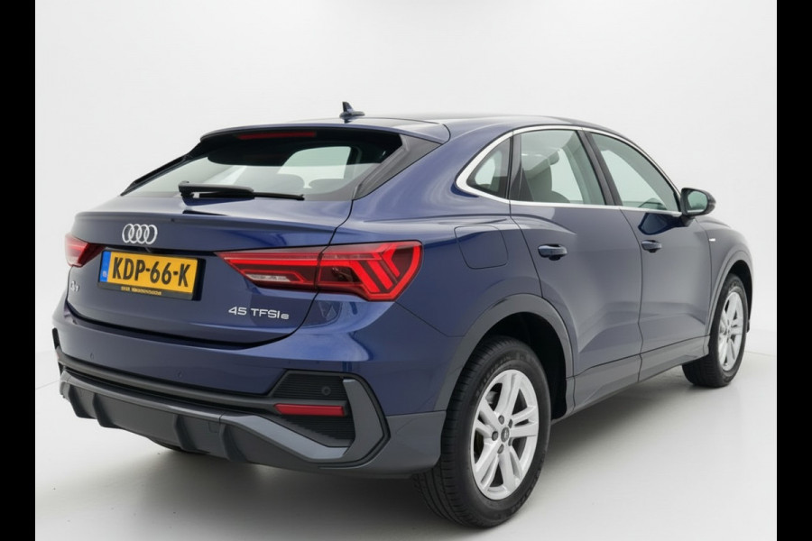 Audi Q3 Sportback 45 TFSI e 245PK BUSINESS EDITION CARPLAY/LED/STUURVERW.