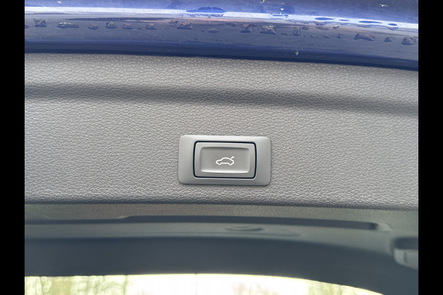 Audi Q3 Sportback 45 TFSI e 245PK BUSINESS EDITION CARPLAY/LED/STUURVERW.