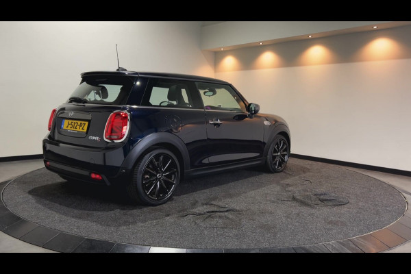MINI Mini Electric Yours 33 kWh | Sfeerverlichting | Leder interieur | Panoramadak | Soh (batterijcheck) Waarde 95,6 %