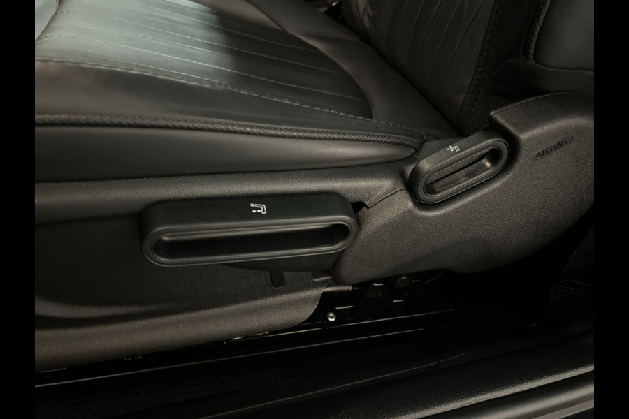 MINI Mini Electric Yours 33 kWh | Sfeerverlichting | Leder interieur | Panoramadak | Soh (batterijcheck) Waarde 95,6 %