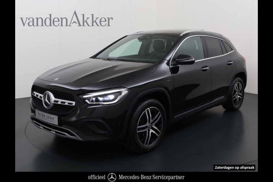 Mercedes-Benz GLA 250e Luxury // SoH 98% // Panoramadak // Memory // MultiBeam LED // Carplay // Keyless // Augmented Reality Sfeerverlichting