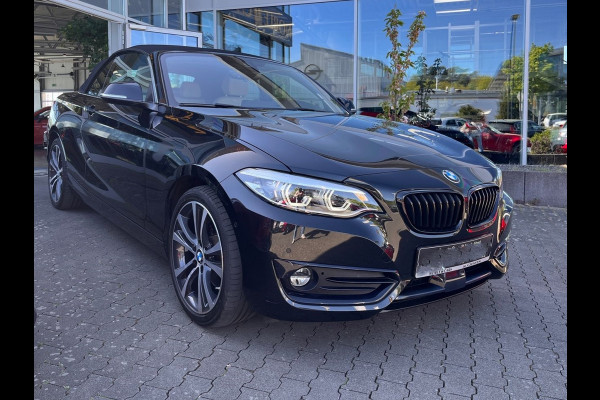 BMW 2 Serie Cabrio 220iA SPORTLINE ** ADAPT. LED, BEIGE LEDER, NAVI PROF, CAMERA, 18-inch LMV ** UNFALLFREI - Slechts 45.900km. ** ** INFORMEER OOK NAAR ONZE AANTREKKELIJKE FINANCIAL-LEASE TARIEVEN **