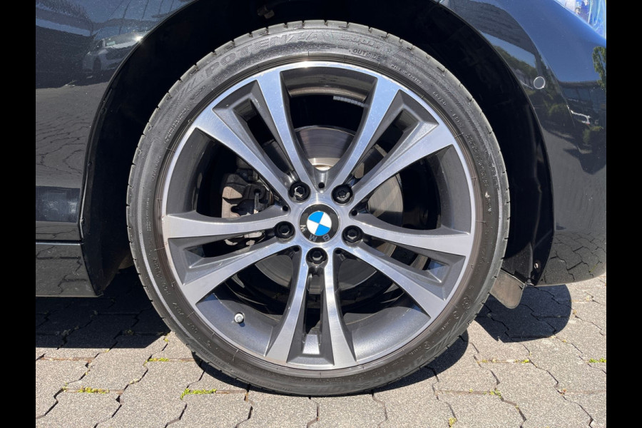 BMW 2 Serie Cabrio 220iA SPORTLINE ** ADAPT. LED, BEIGE LEDER, NAVI PROF, CAMERA, 18-inch LMV ** UNFALLFREI - Slechts 45.900km. ** ** INFORMEER OOK NAAR ONZE AANTREKKELIJKE FINANCIAL-LEASE TARIEVEN **