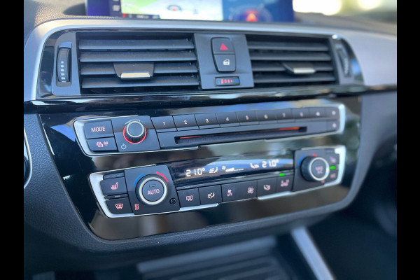 BMW 2 Serie Cabrio 220iA SPORTLINE ** ADAPT. LED, BEIGE LEDER, NAVI PROF, CAMERA, 18-inch LMV ** UNFALLFREI - Slechts 45.900km. ** ** INFORMEER OOK NAAR ONZE AANTREKKELIJKE FINANCIAL-LEASE TARIEVEN **