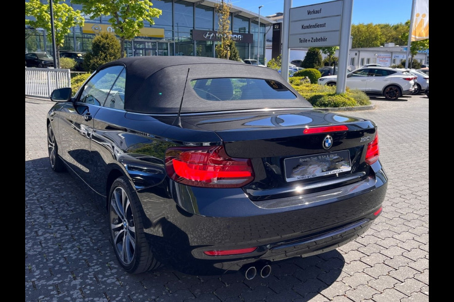 BMW 2 Serie Cabrio 220iA SPORTLINE ** ADAPT. LED, BEIGE LEDER, NAVI PROF, CAMERA, 18-inch LMV ** UNFALLFREI - Slechts 45.900km. ** ** INFORMEER OOK NAAR ONZE AANTREKKELIJKE FINANCIAL-LEASE TARIEVEN **
