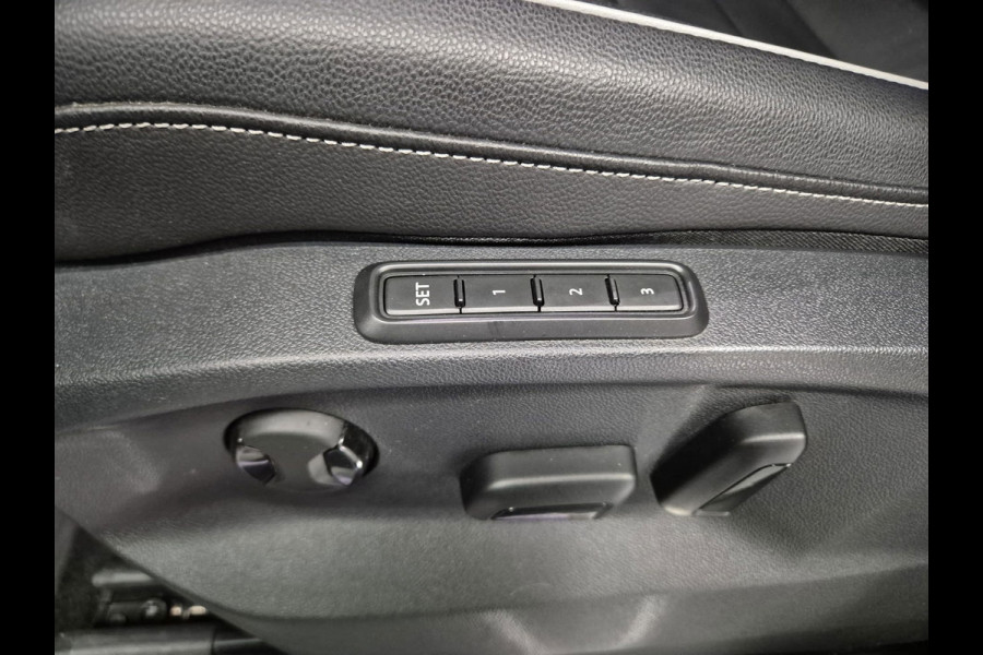 Volkswagen Tiguan 1.4 TSI eHybrid R-Line Business+ | Navi | Clima | Pano | Camera | Stoelverwarming |