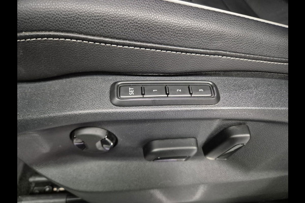 Volkswagen Tiguan 1.4 TSI eHybrid R-Line Business+ | Navi | Clima | Pano | Camera | Stoelverwarming |