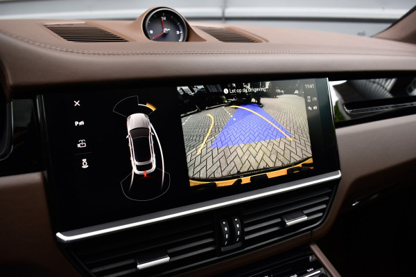 Porsche Cayenne Coupé 3.0 E-Hybrid 462pk Platinum Edition SportDesign | Panorama | Bose | Trekhaak elektr. | Stoelventilatie | 21'' Wielen |