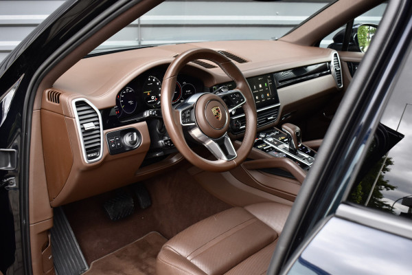 Porsche Cayenne Coupé 3.0 E-Hybrid 462pk Platinum Edition SportDesign | Panorama | Bose | Trekhaak elektr. | Stoelventilatie | 21'' Wielen |
