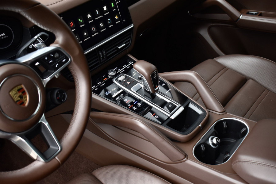 Porsche Cayenne Coupé 3.0 E-Hybrid 462pk Platinum Edition SportDesign | Panorama | Bose | Trekhaak elektr. | Stoelventilatie | 21'' Wielen |