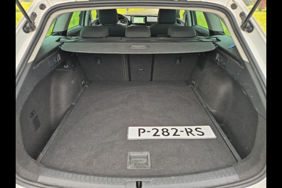 Seat Leon Sportstourer 1.0 eTSI Hybrid Style Business Intense, AUT, Camera, Cruise!