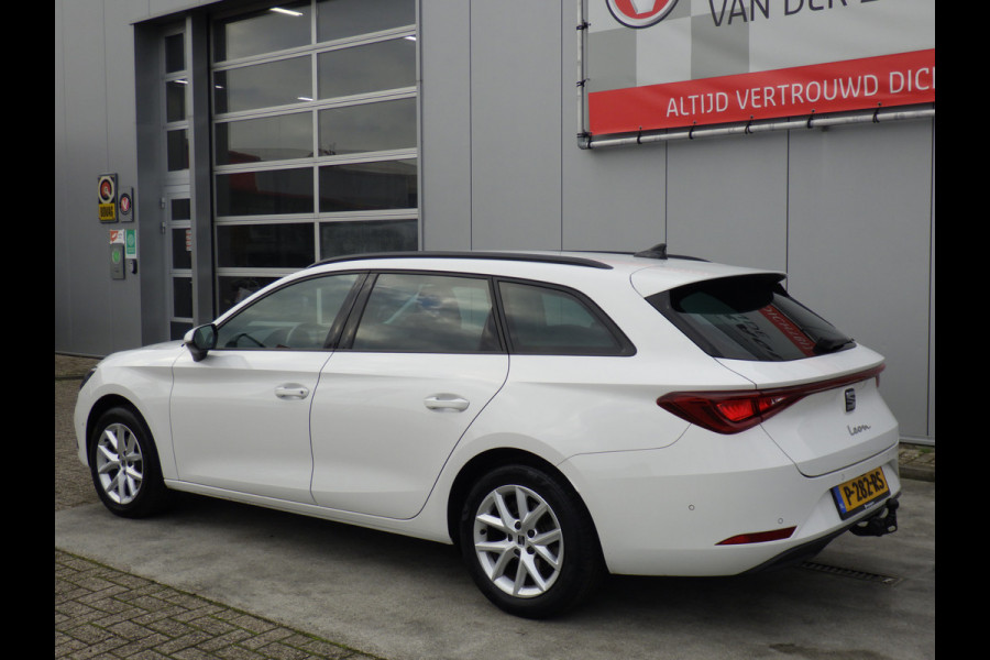 Seat Leon Sportstourer 1.0 eTSI Hybrid Style Business Intense, AUT, Camera, Cruise!