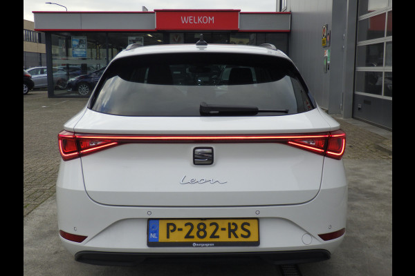 Seat Leon Sportstourer 1.0 eTSI Hybrid Style Business Intense, AUT, Camera, Cruise!