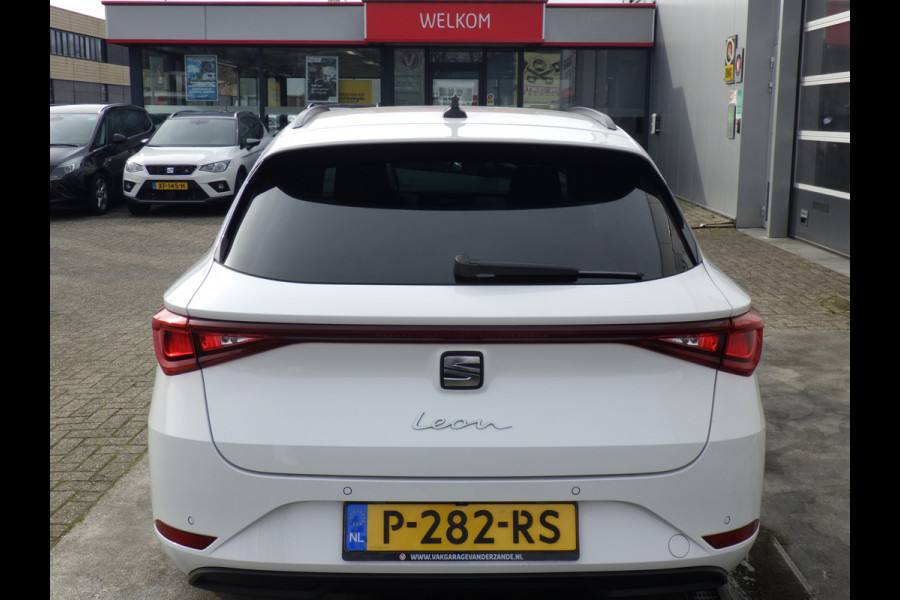 Seat Leon Sportstourer 1.0 eTSI Hybrid Style Business Intense, AUT, Camera, Cruise!
