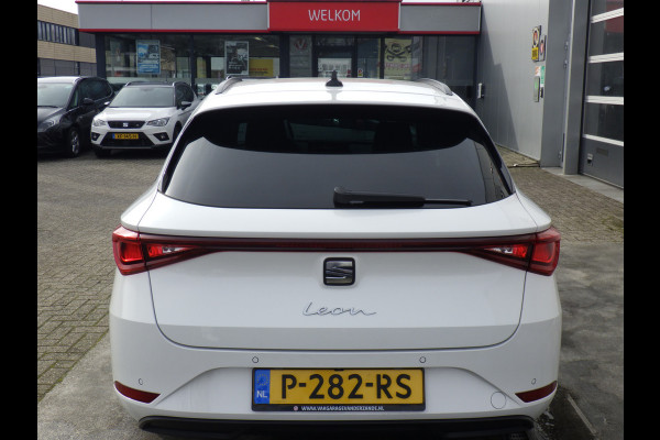 Seat Leon Sportstourer 1.0 eTSI Hybrid Style Business Intense, AUT, Camera, Cruise!