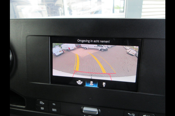 Mercedes-Benz Sprinter 215cdi, L2H2, Automaat, Airco, Camera, Navigatie, 3-Zits, Trekhaak.