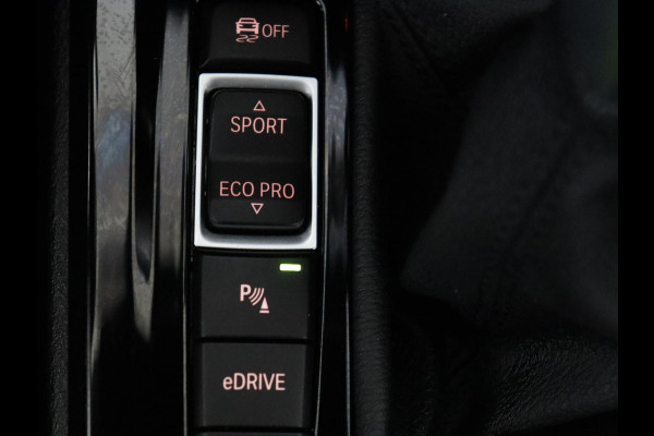 BMW X2 xDrive25e Executive | SOH 88% | Camera | Navigatie | Full LED | Park Assist | Climate control | Bluetooth | Cruise control | 18'' lichtmetalen velgen | PHEV | Plug In