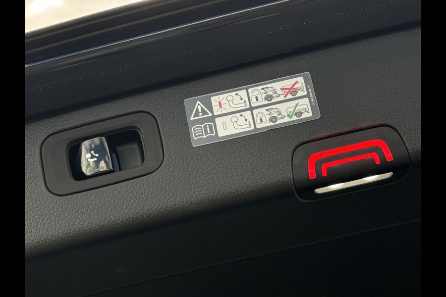 Mercedes-Benz C-Klasse Estate 300 e Trekhaak | Sfeerverlichting | Camera | ACC | MBUX Groot scherm | Cavansietblauw | 1e eigenaar