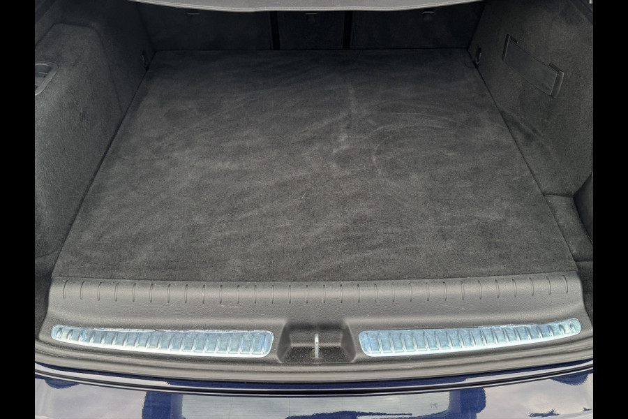 Mercedes-Benz C-Klasse Estate 300 e Trekhaak | Sfeerverlichting | Camera | ACC | MBUX Groot scherm | Cavansietblauw | 1e eigenaar