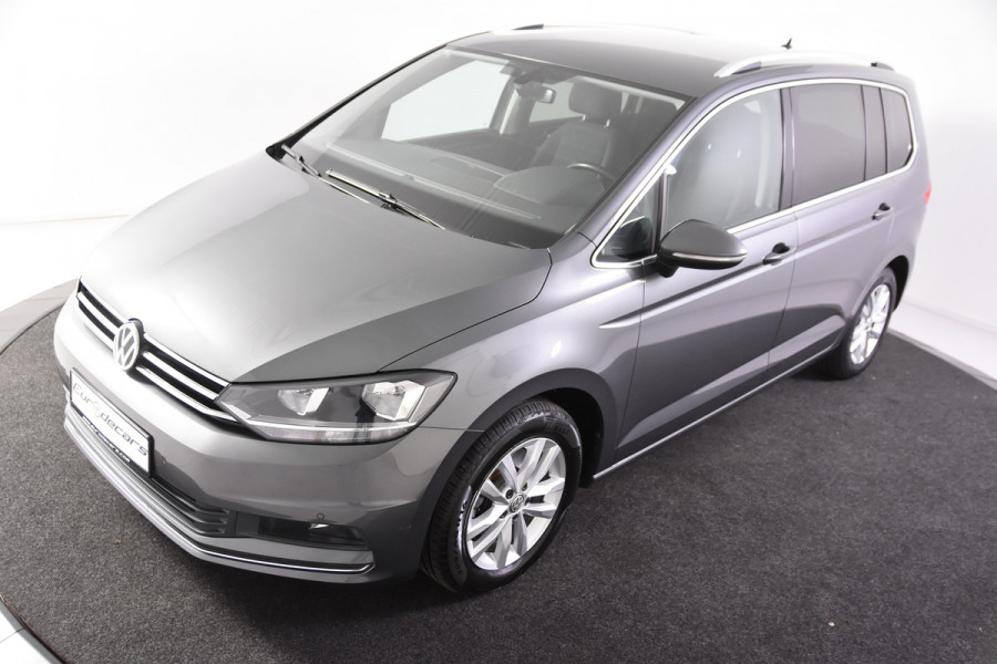 Volkswagen Touran 1.0 TSI Highline *1ste Eigenaar*Leer*Trekhaak*PDC*
