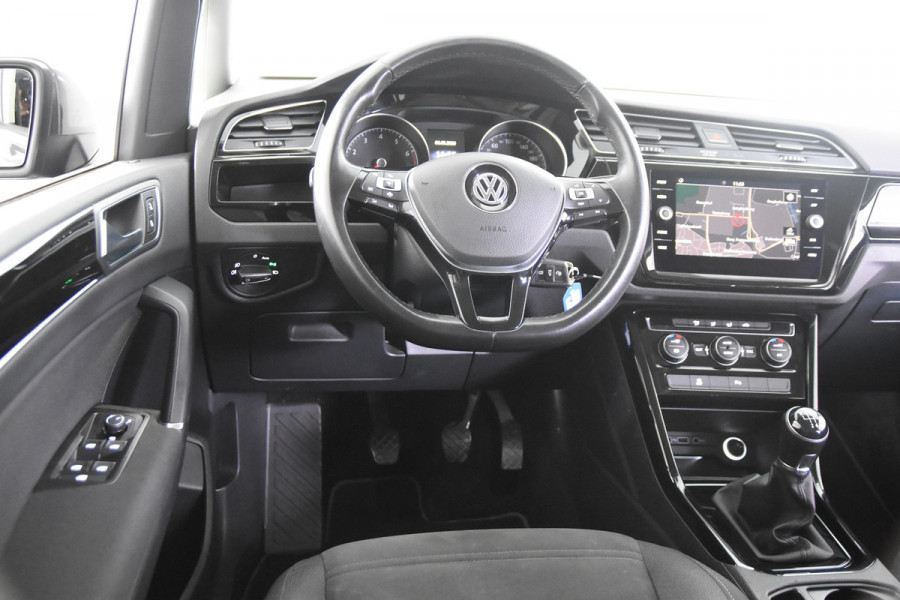 Volkswagen Touran 1.0 TSI Highline *1ste Eigenaar*Leer*Trekhaak*PDC*