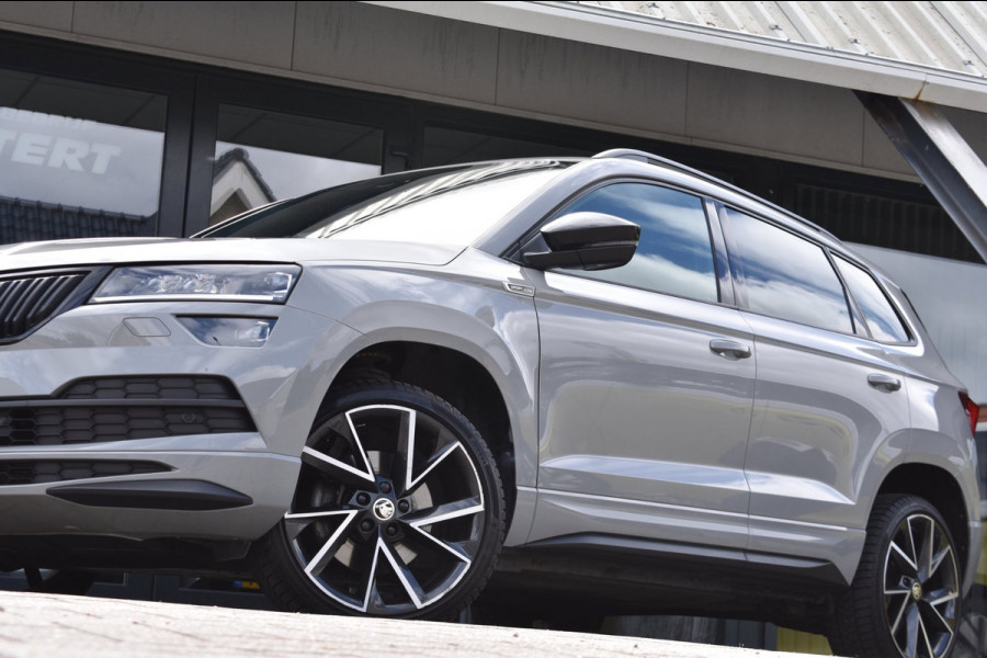 Škoda Karoq 1.5 TSI ACT Sportline | CAMERA | NAP | STOELVERWARMING | APPLE CARPLAY | ANDROID AUTO