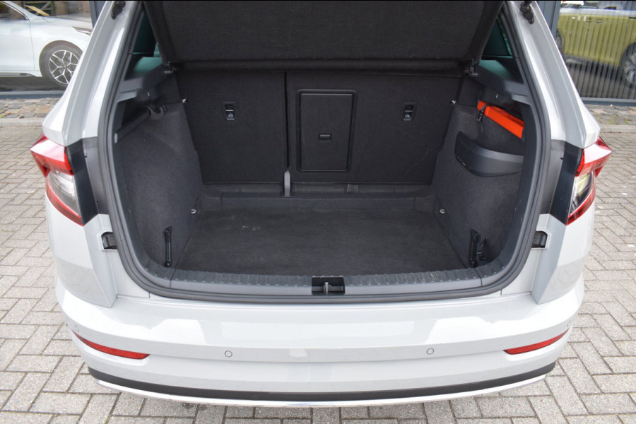 Škoda Karoq 1.5 TSI ACT Sportline | CAMERA | NAP | STOELVERWARMING | APPLE CARPLAY | ANDROID AUTO