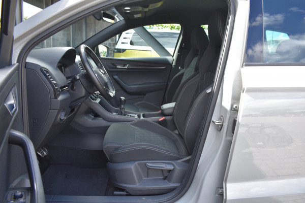 Škoda Karoq 1.5 TSI ACT Sportline | CAMERA | NAP | STOELVERWARMING | APPLE CARPLAY | ANDROID AUTO